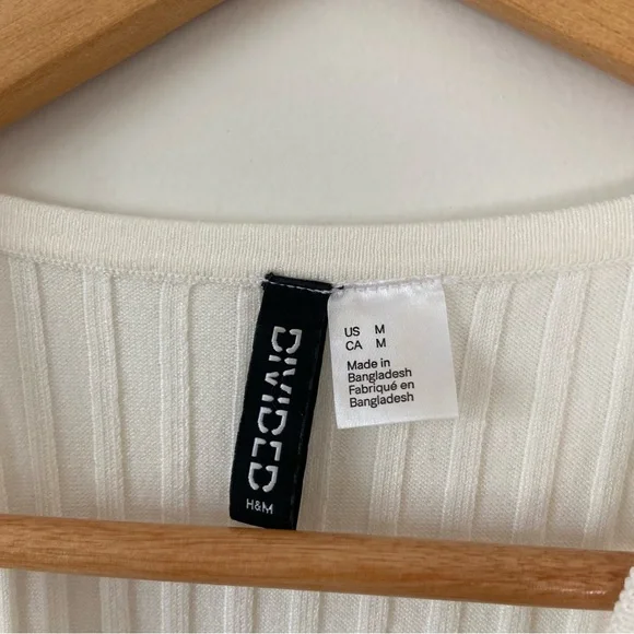 Divided / Ribbed Tank Top - Picture 2 of 4